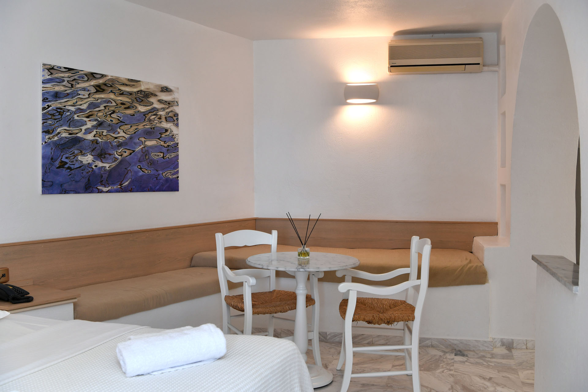Family Room 5 (11)