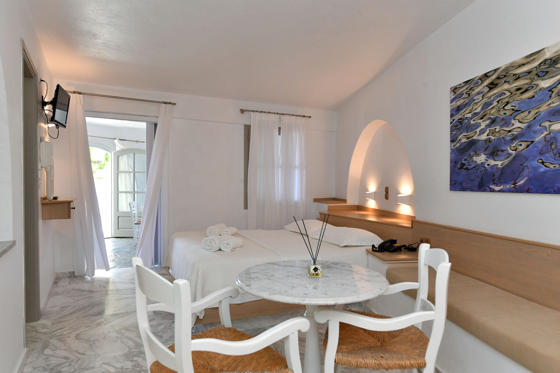 Family Room 5 (8)