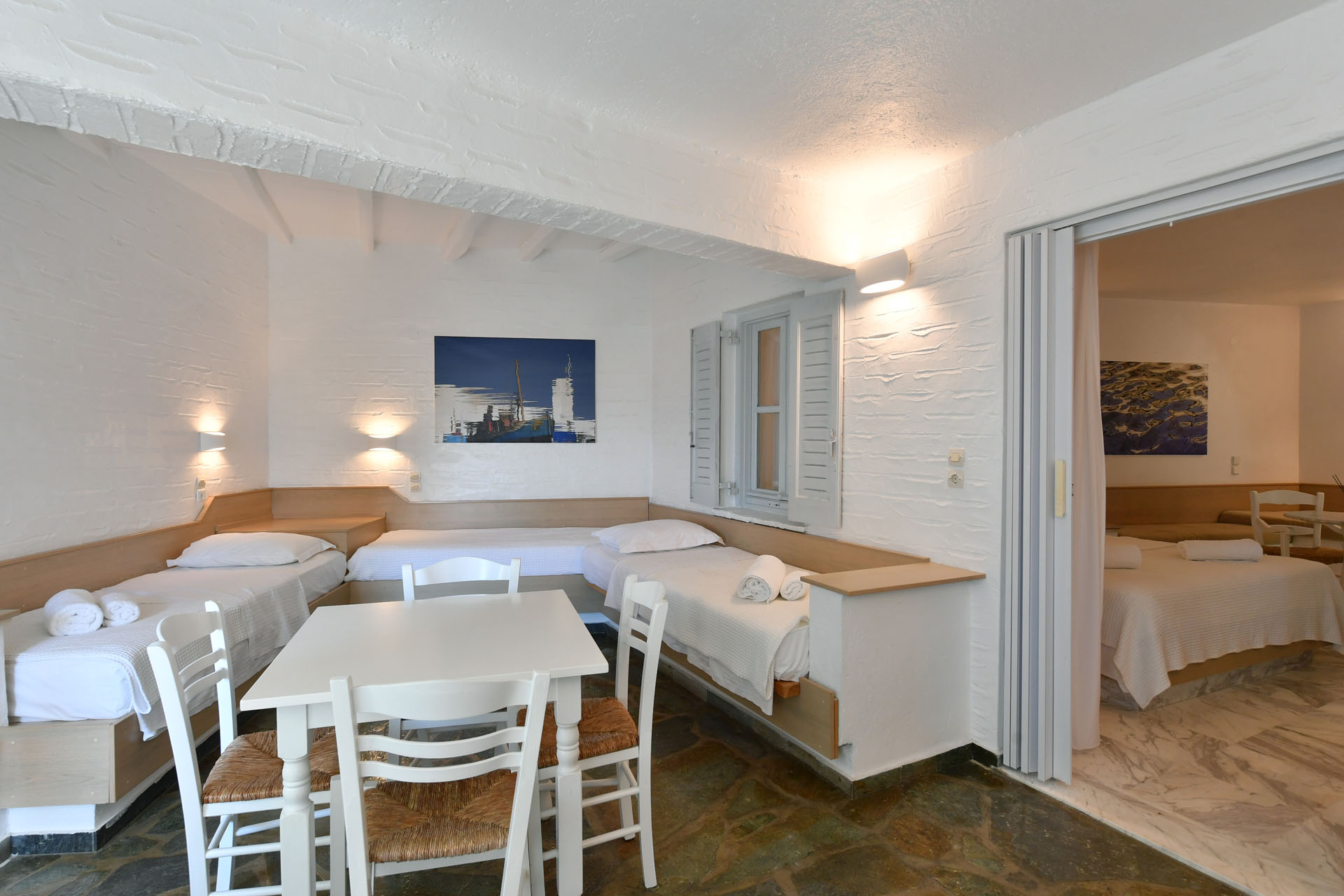 Family Room 5 (9)