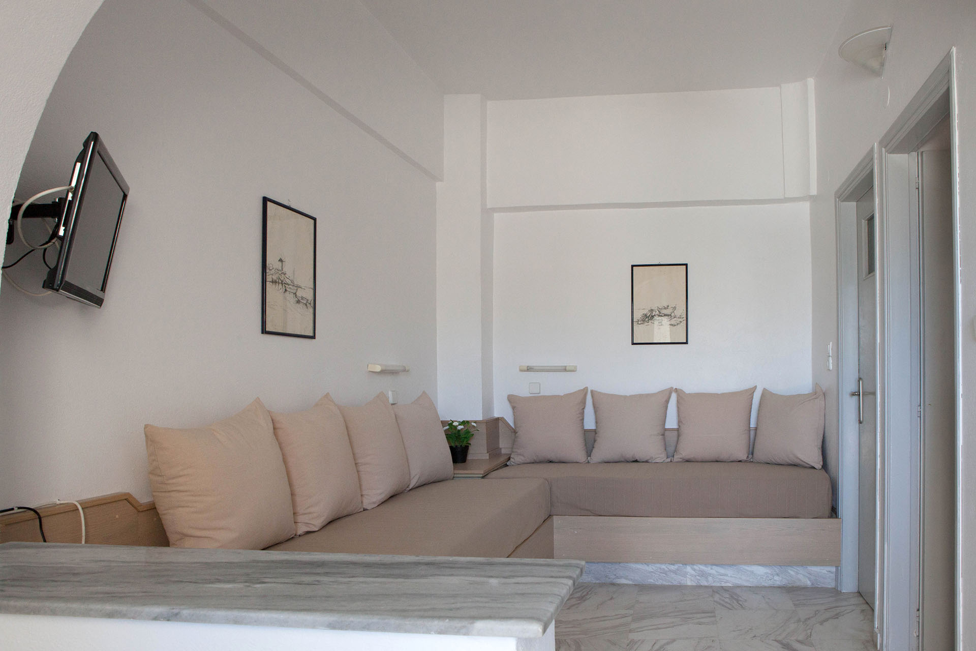 Family Room with Pool View (3)