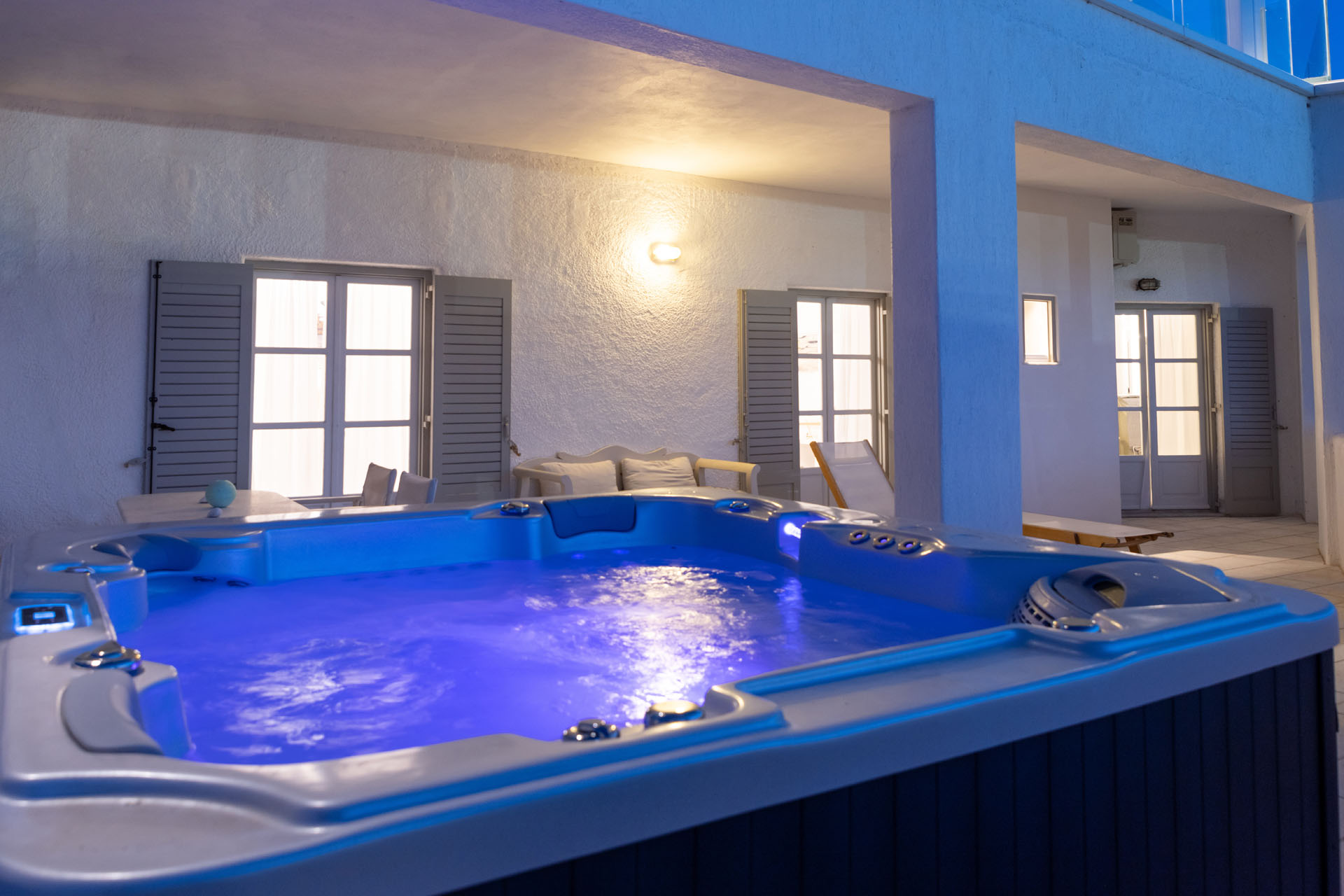 Family Suite with Private Hot Tub (2)