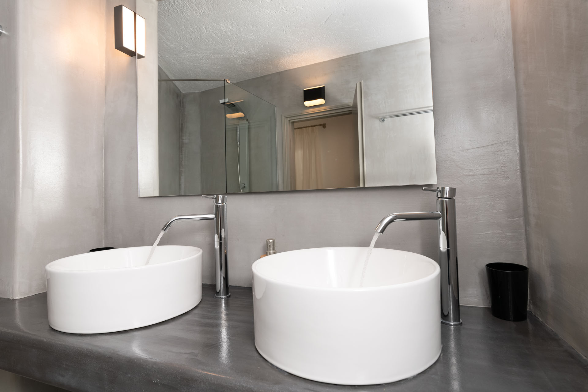 Family Suite with Private Hot Tub (5)
