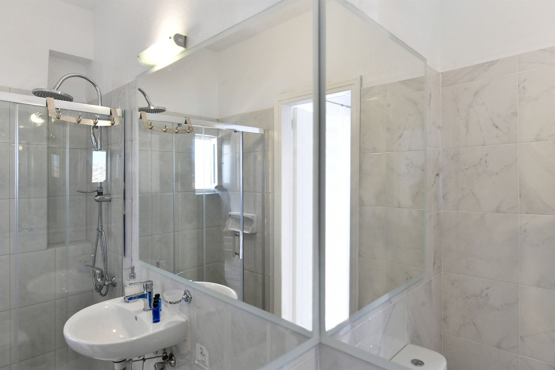 Superior Double Room with Sea View (9)